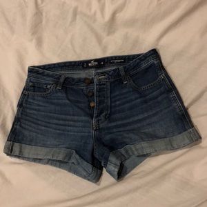 High Rise Boyfriend Short - Hollister